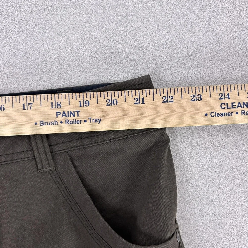 Kuhl Shorts Mens 42 Brown Quick Dry‎ Outdoor Trail Hiking Stretch Zip Pocket 23S
